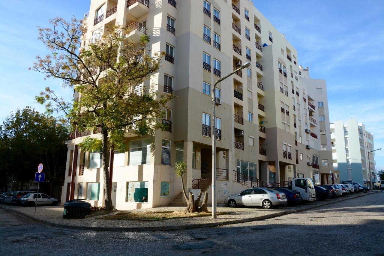 Rabelo C Armacao de Pera